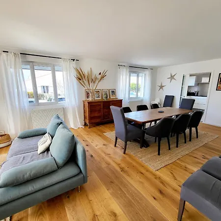 Дом отдыха Maison Renovee 5 Chambres, Wifi, Parking, A 800m Du Marche Et 1km - Fr-1-92-891